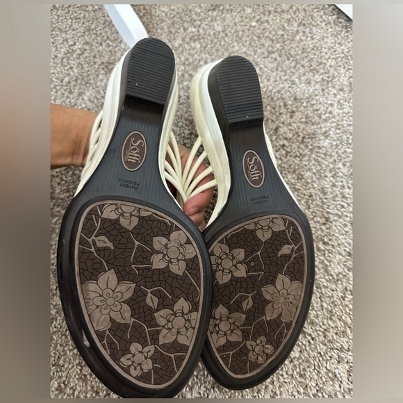 Sofft White Slip On Sandals Sz 11 New with Box - Picture 5 of 5